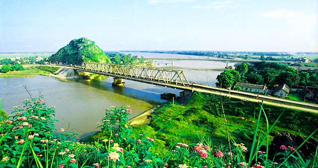 Cầu Hàm Rồng - điểm du lịch nổi tiếng ở Thanh Hóa mà bạn nên ghé thăm